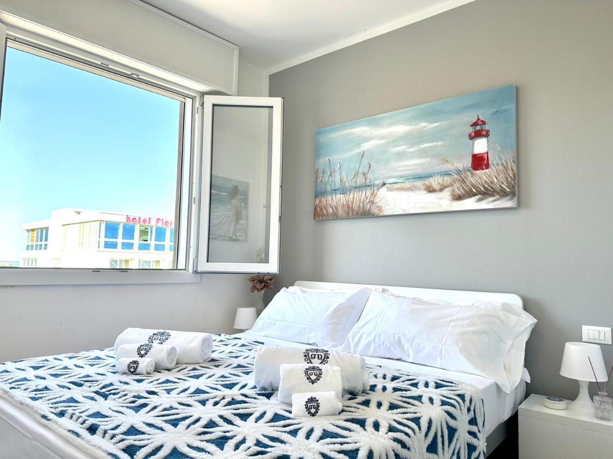 Beach Front Apartment Sabbiadoro Lignano Sabbiadoro Dış mekan fotoğraf