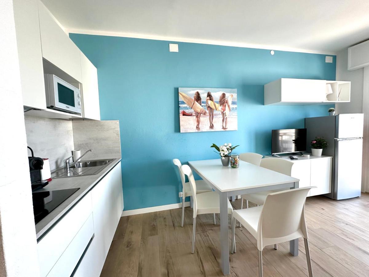 Beach Front Apartment Sabbiadoro Lignano Sabbiadoro Dış mekan fotoğraf