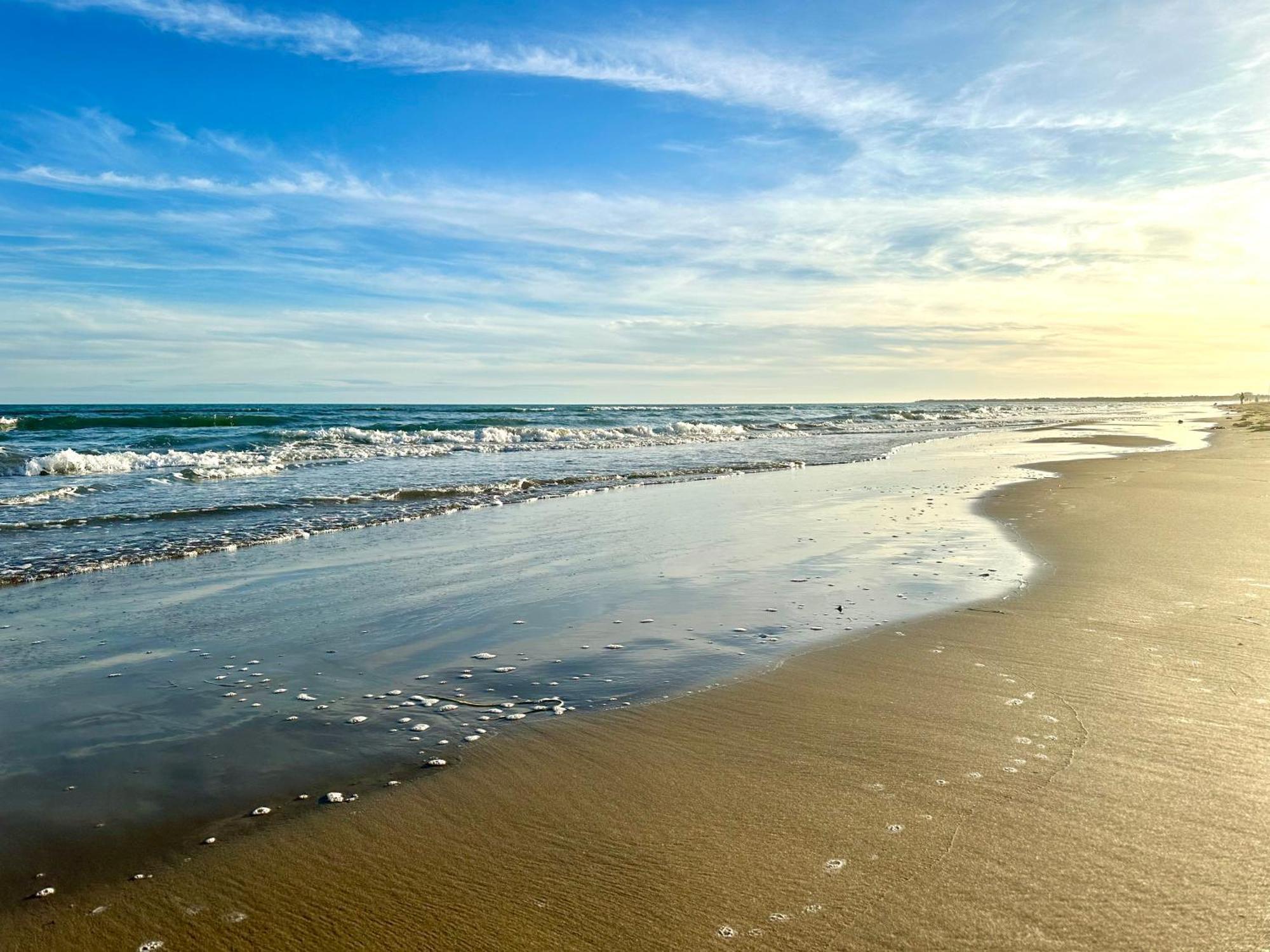 Beach Front Apartment Sabbiadoro Lignano Sabbiadoro Dış mekan fotoğraf